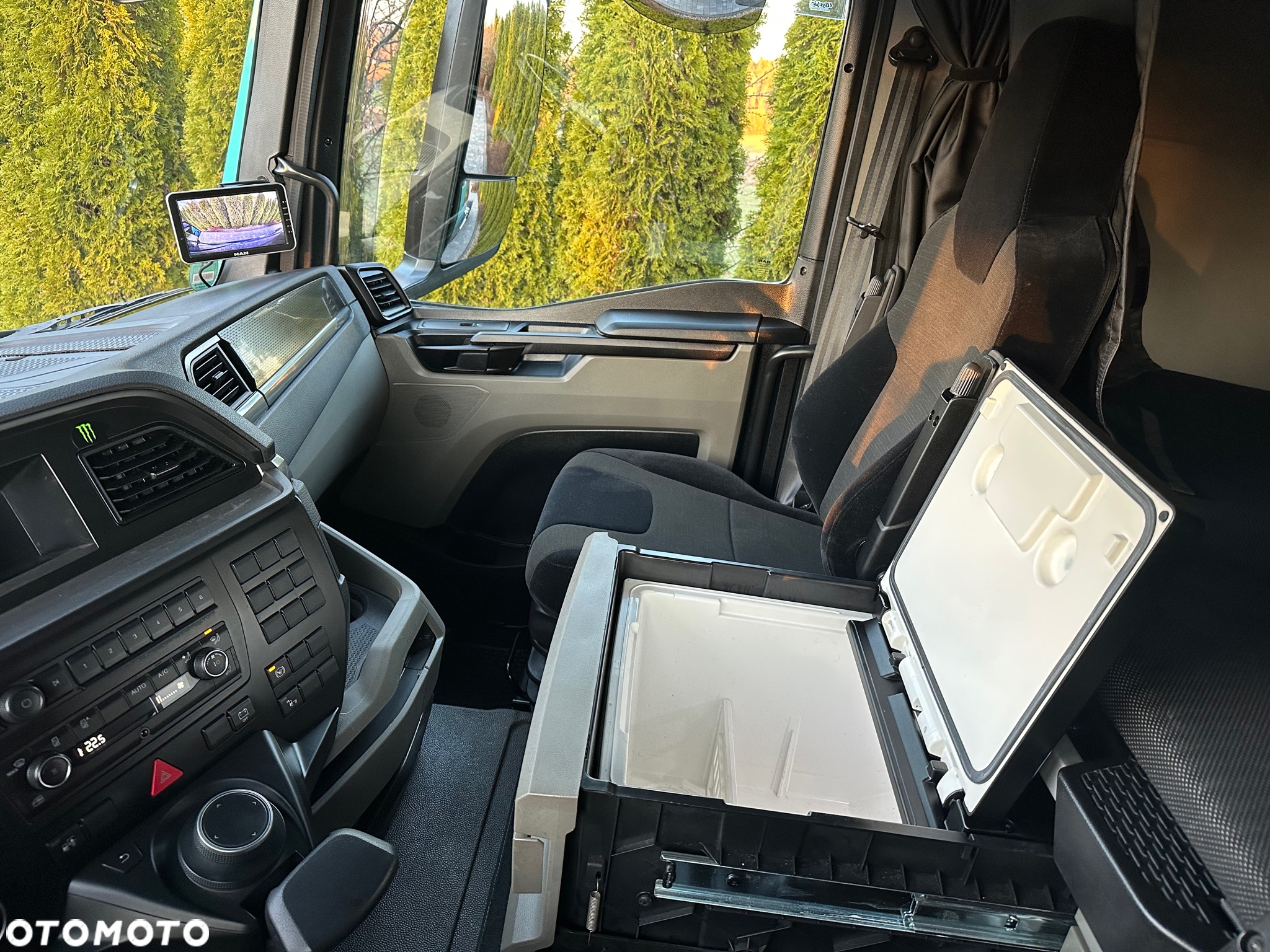 MAN / TGS / 18.510 / 4x4 / STAŁY NAPĘD + REDUKTOR  / ALLROAD / - 34