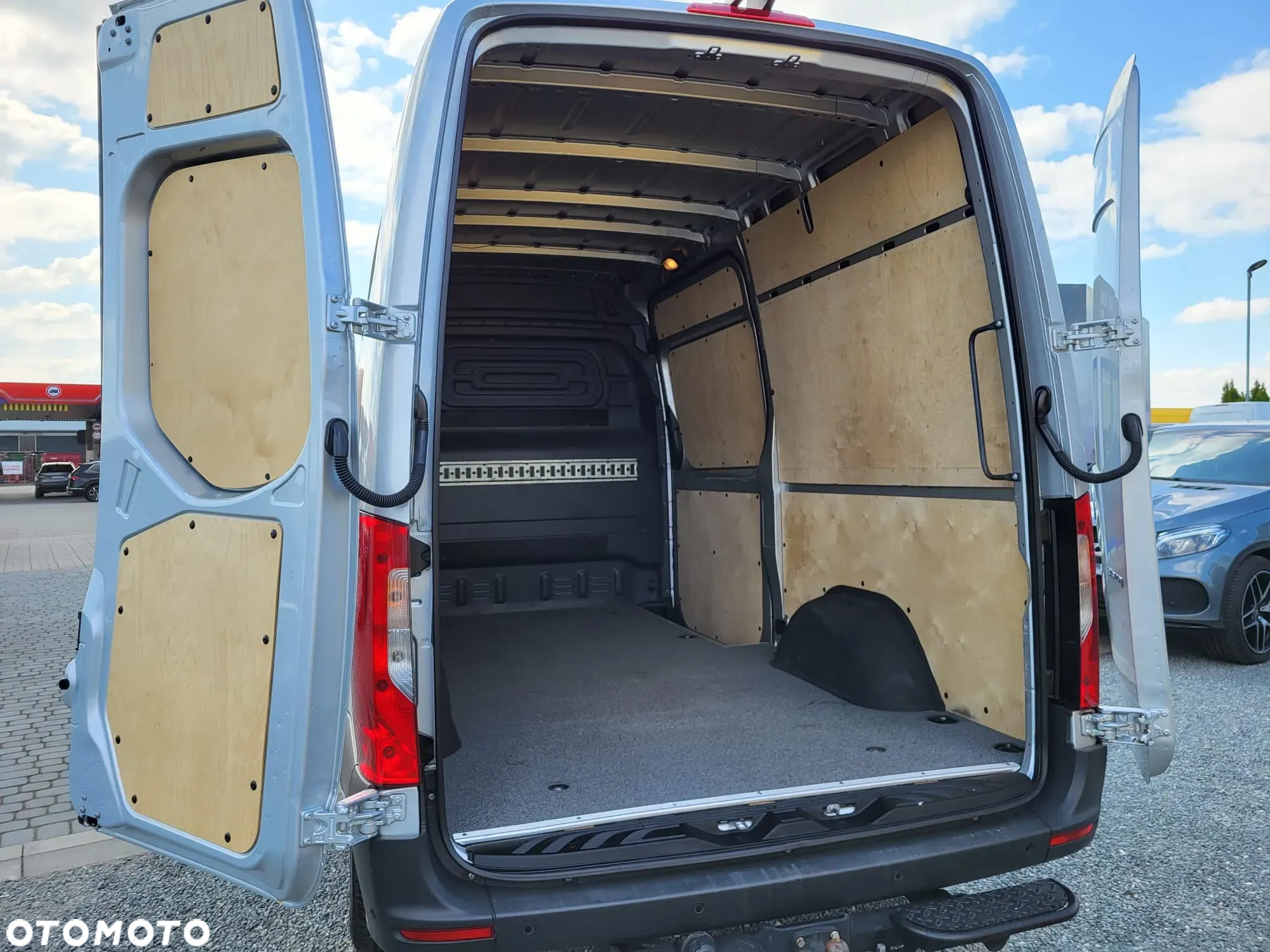 Mercedes-Benz SPRINTER 907 316 CDI-L2 H2 -KLIMA-HAK 3500KG-ŁADNY - 4