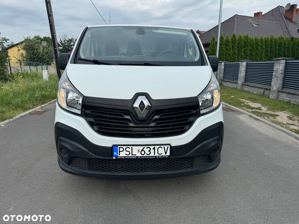 Renault TRAFIC - 2