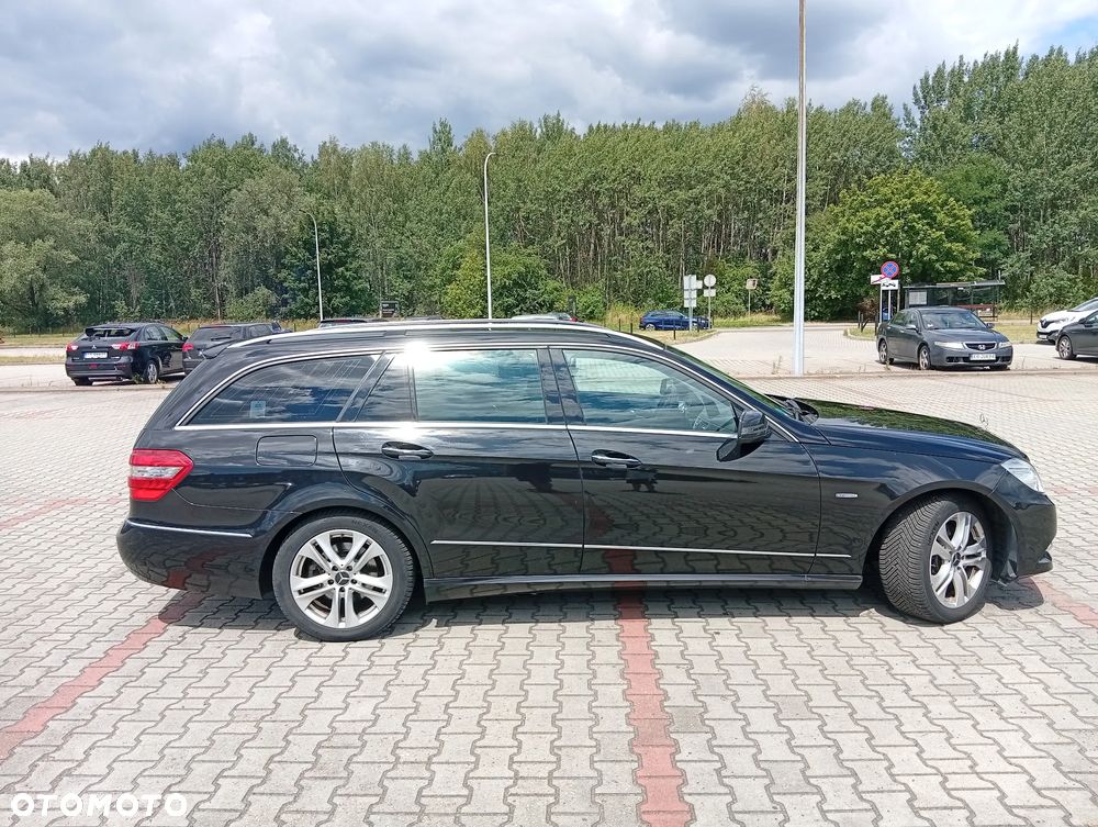 Mercedes-Benz Klasa E 350 CDI DPF BlueEFFICIENCY 7G-TRONIC Avantgarde - 3