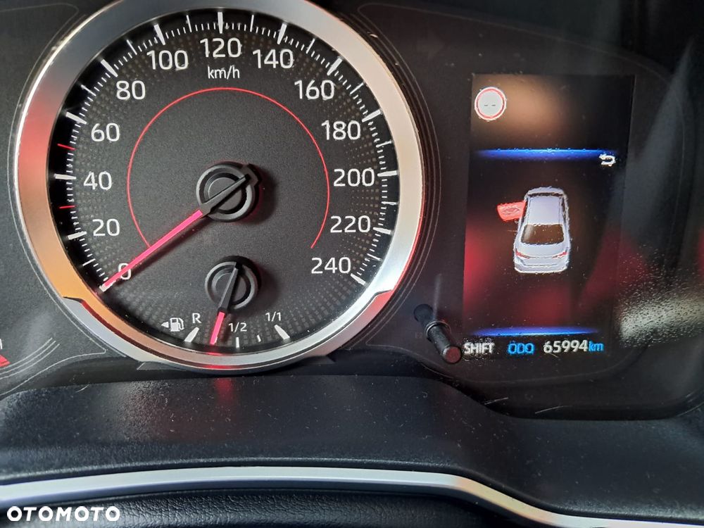 Toyota Corolla 1.6 Comfort - 17