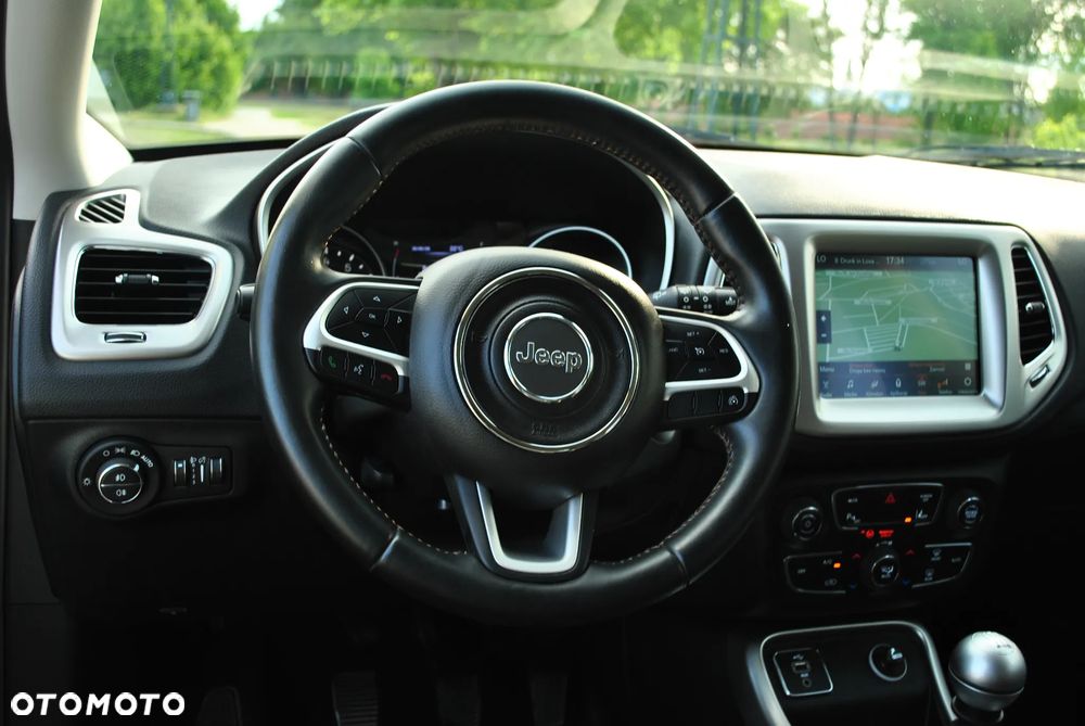 Jeep Compass 1.4 MultiAir Longitude - 11