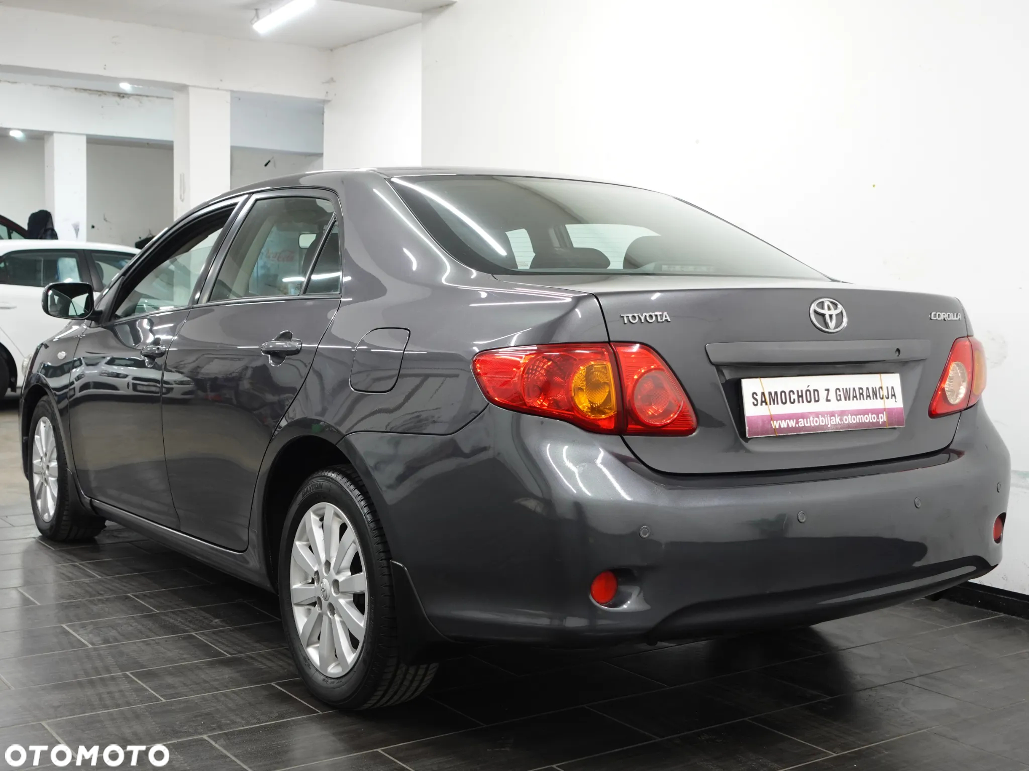 Toyota Corolla 1.6 Luna - 6
