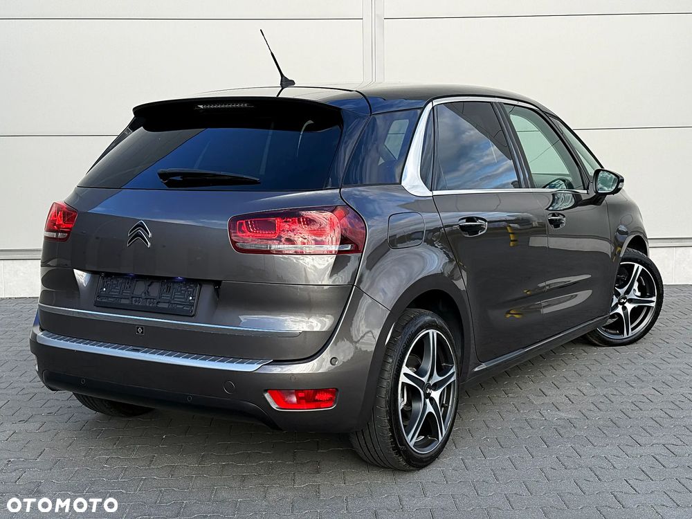 Citroën C4 Picasso - 10