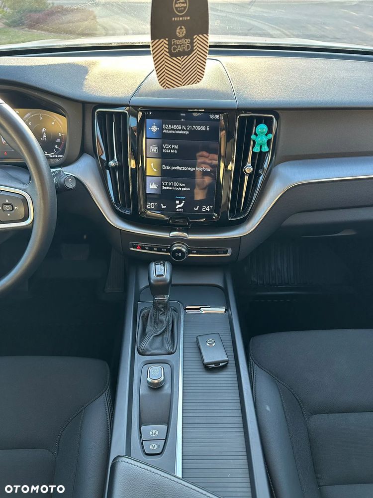 Volvo XC 60 D4 Momentum - 14