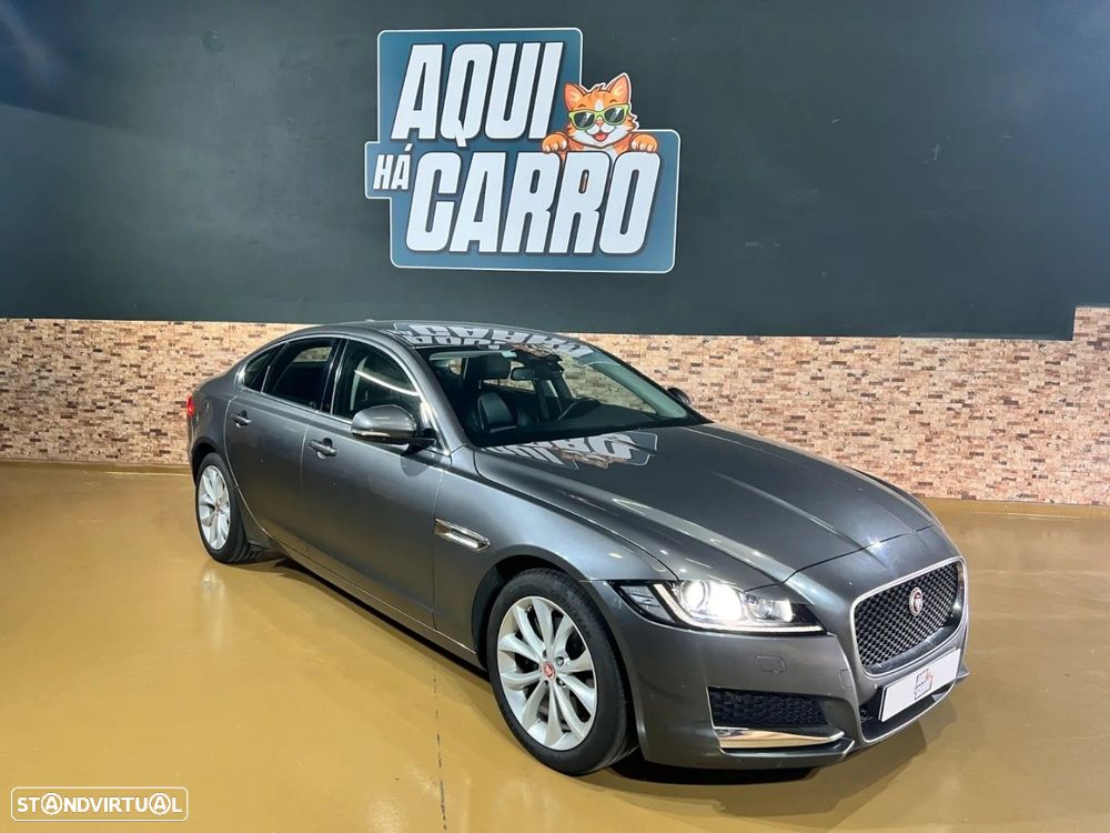 Jaguar XF - 4