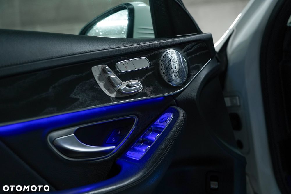 Mercedes-Benz Klasa C 300 T 7G-TRONIC AMG Line - 7