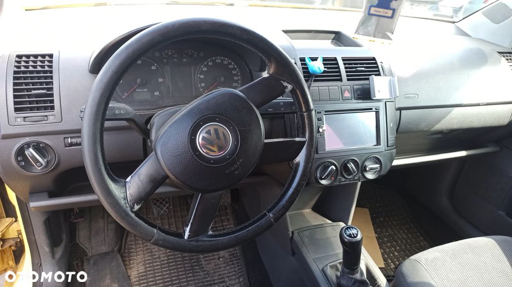 VW POLO 9N2 5D 1.4 TDI 68KM 2005r - 8