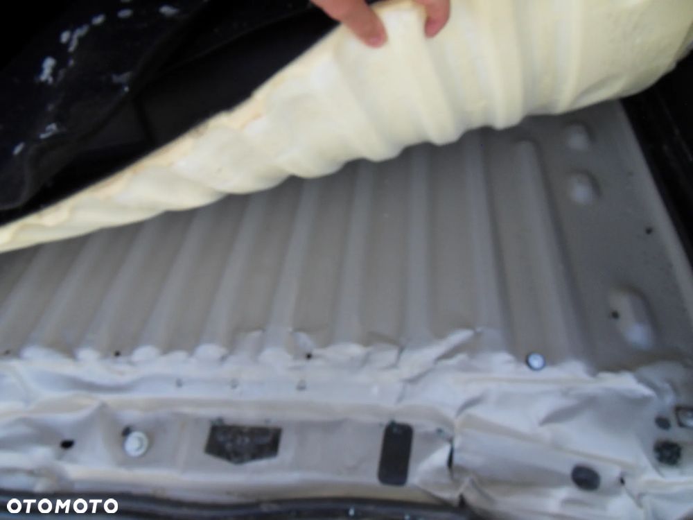 Citroën Berlingo M PureTech 130 EAT8 SHINE - 12