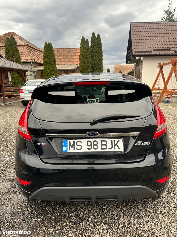 Ford Fiesta - 3