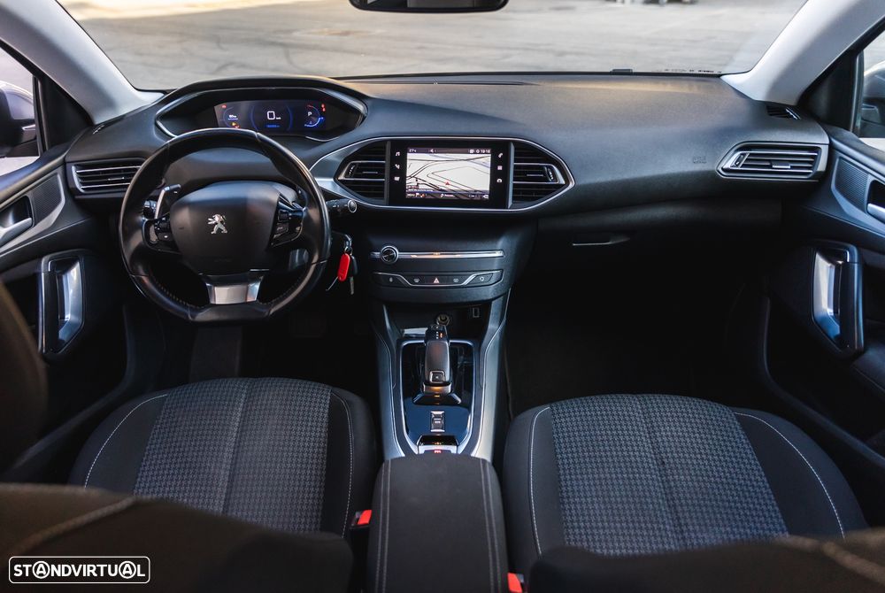 Peugeot 308 - 15