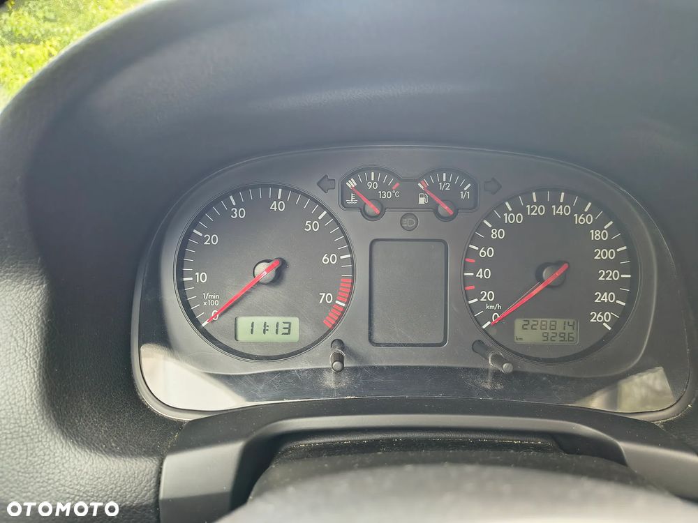 Volkswagen Bora 1.6 Basis - 8