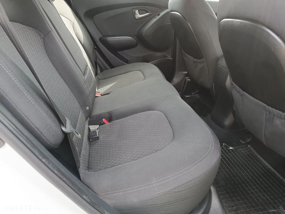 Hyundai ix35 - 24