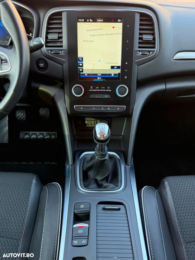 Renault Megane ENERGY dCi 130 BOSE EDITION - 11