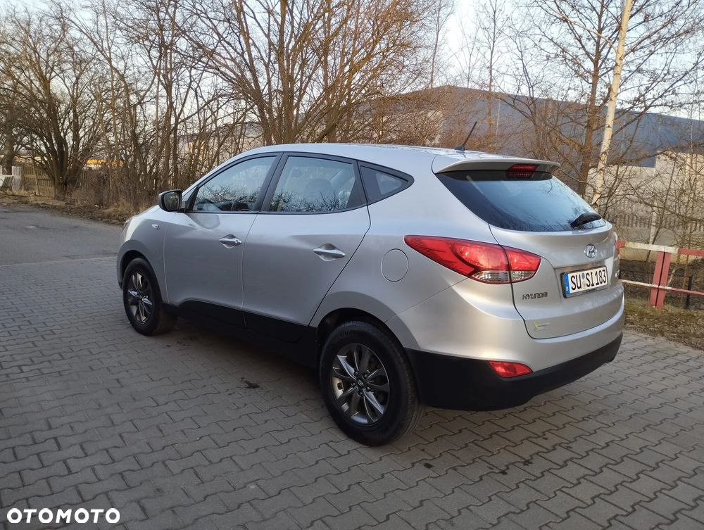 Hyundai ix35 1.6 2WD Fifa World Cup Edition - 11