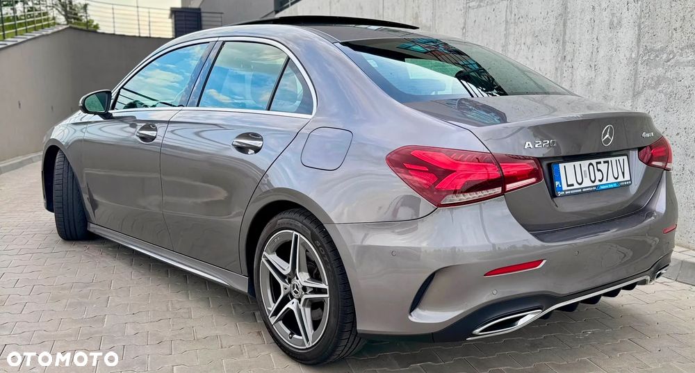 Mercedes-Benz Klasa A 220 4Matic 7G-DCT AMG Line - 28