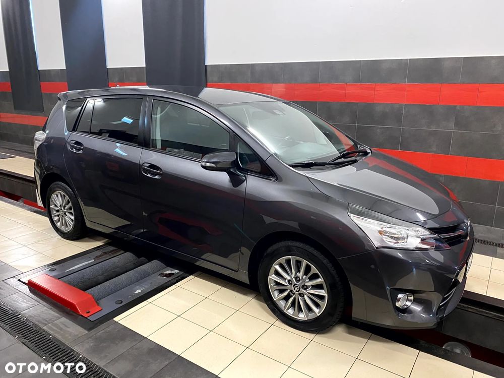 Toyota Verso 1.6 Active 7os - 5