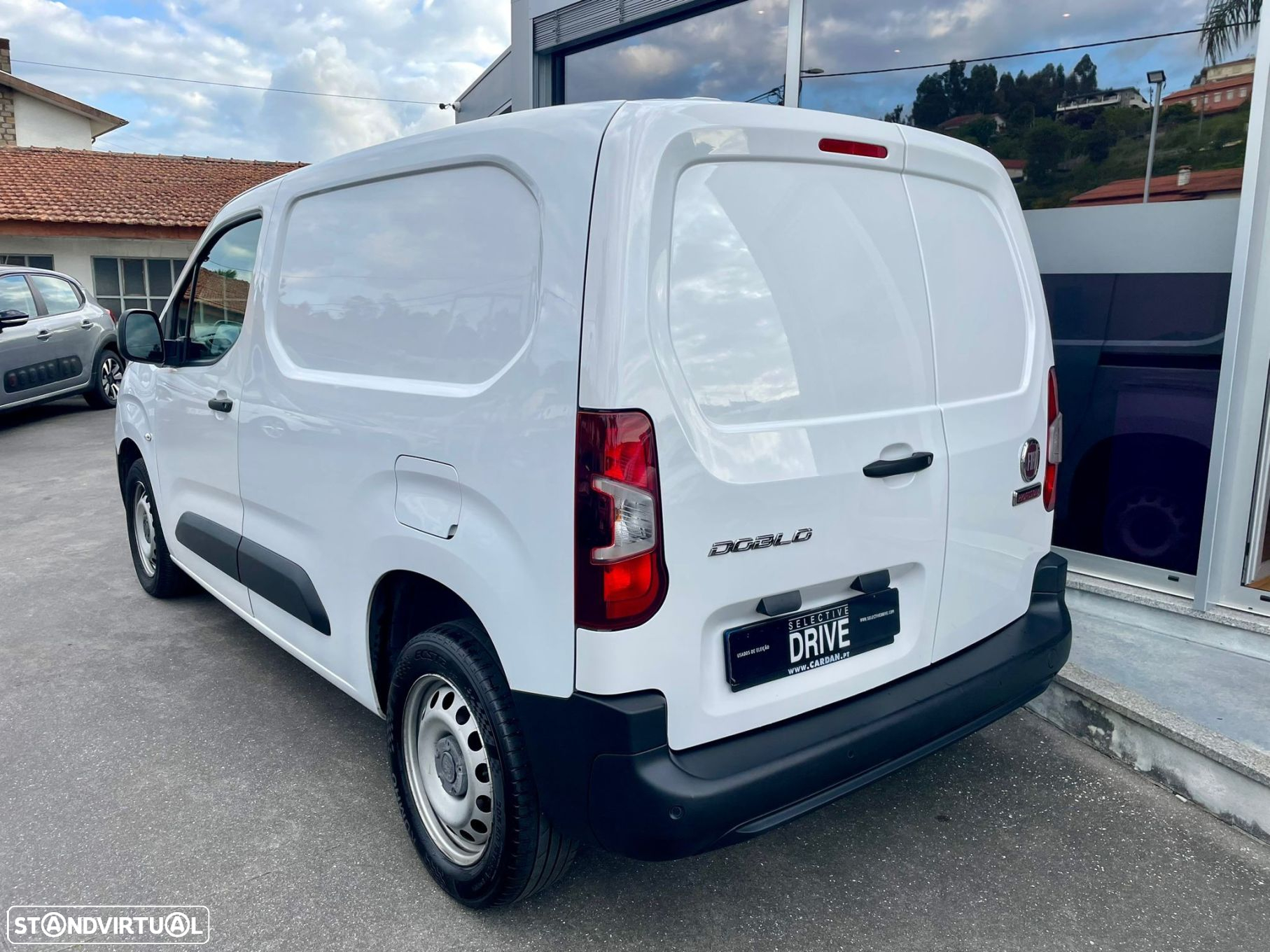 Fiat Doblo Outro - 6