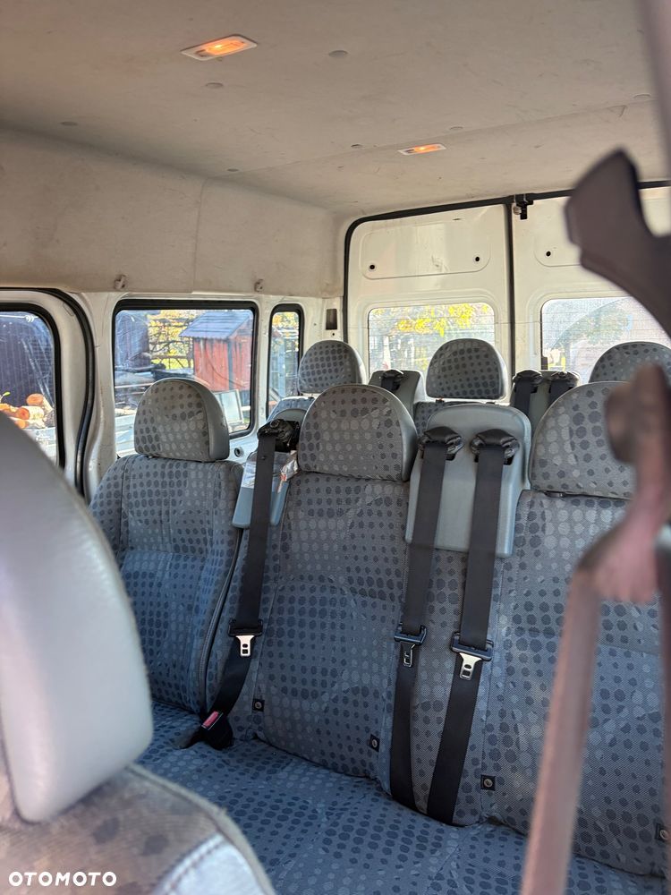 Ford Transit - 11