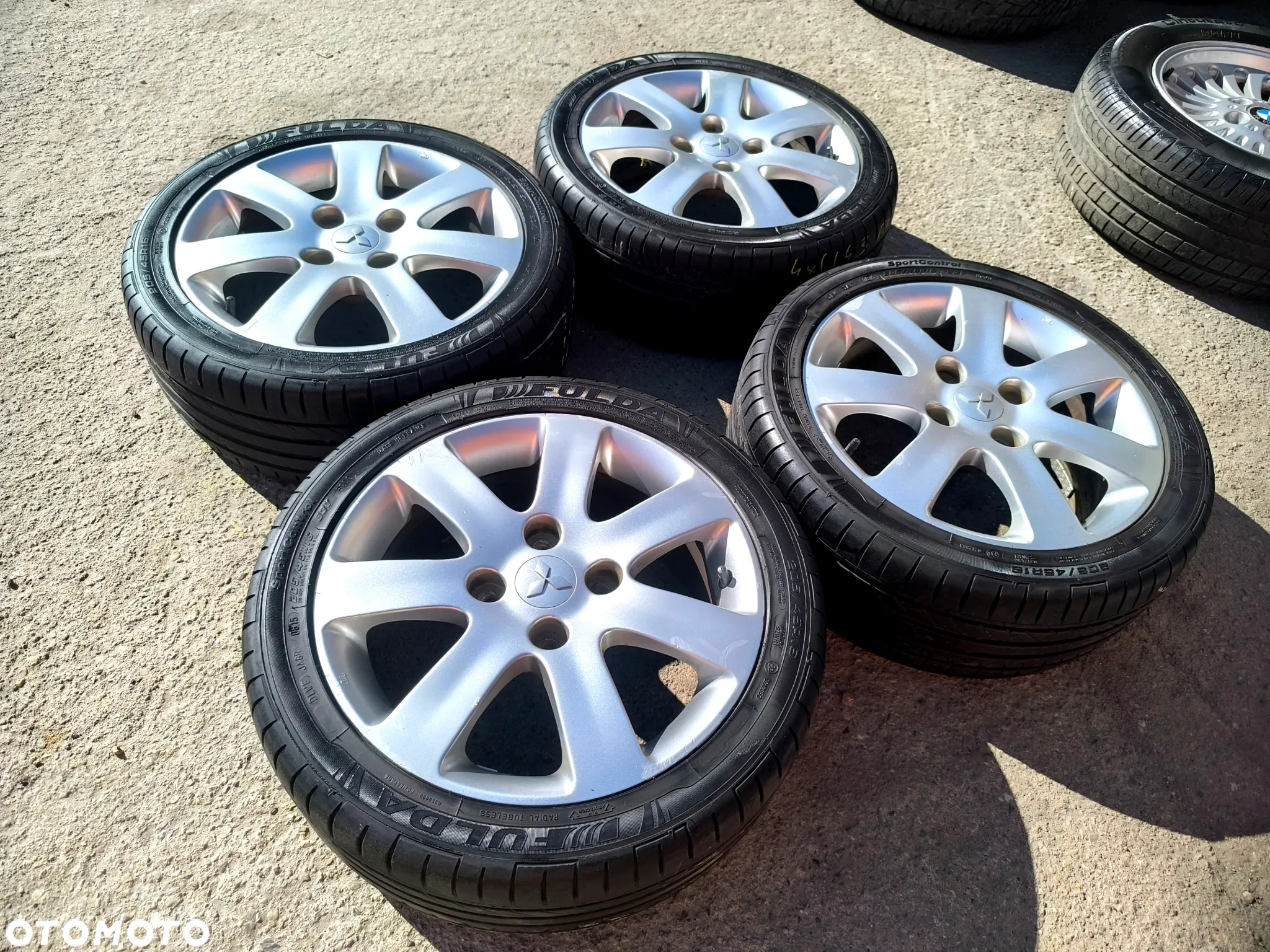 4x114,3 4x114 Felgi ALUMINIOWE ALUFELGI 16 Koła Letnie Lato MITSUBISHI CARISMA GALANT COLT CZC LANCER SMART FORFOUR VOLVO S40 V40 205/45 Legnica ALU-RAD 6mm - 3