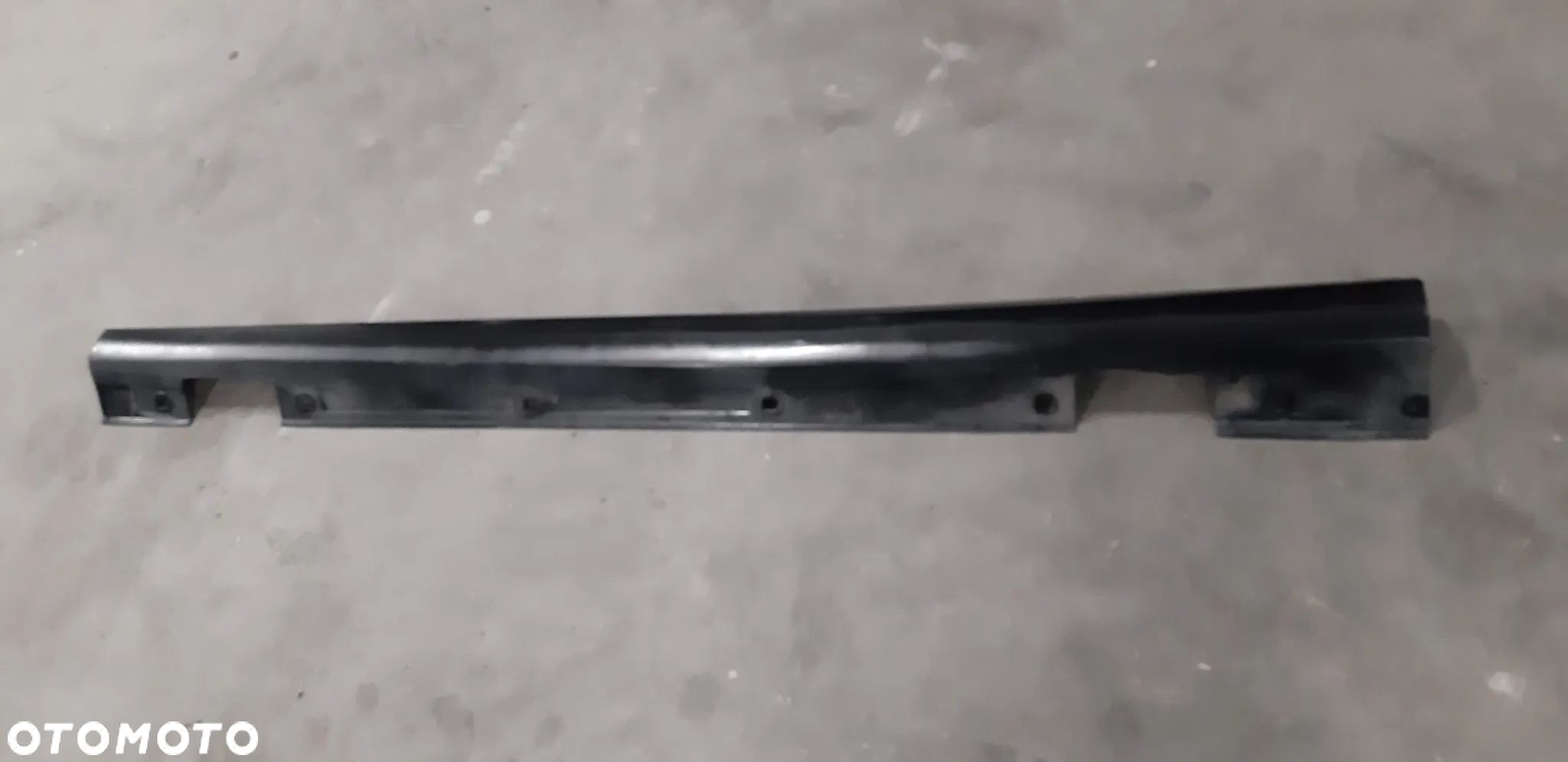Listwa progowa lewa A2466900240 Mercedes B-Klasa W246 - 1