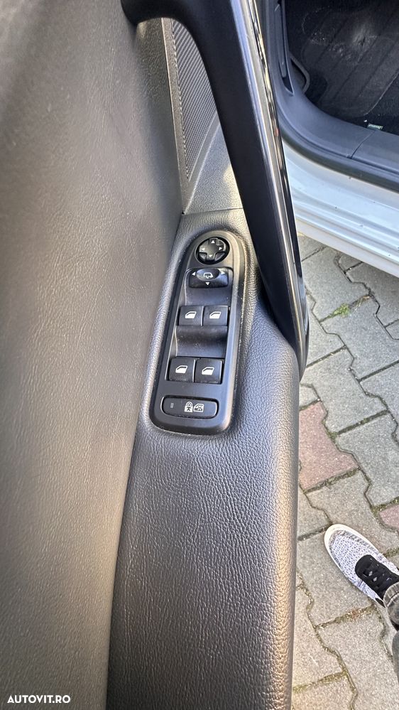 Peugeot 508 Hybrid 2.0 HDI 163cp + 37cp electric Allure - 25