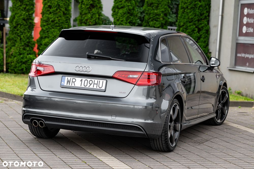 Audi A3 Sportback 2.0 TDI (clean diesel) quattro S tronic S line Sportpaket - 16