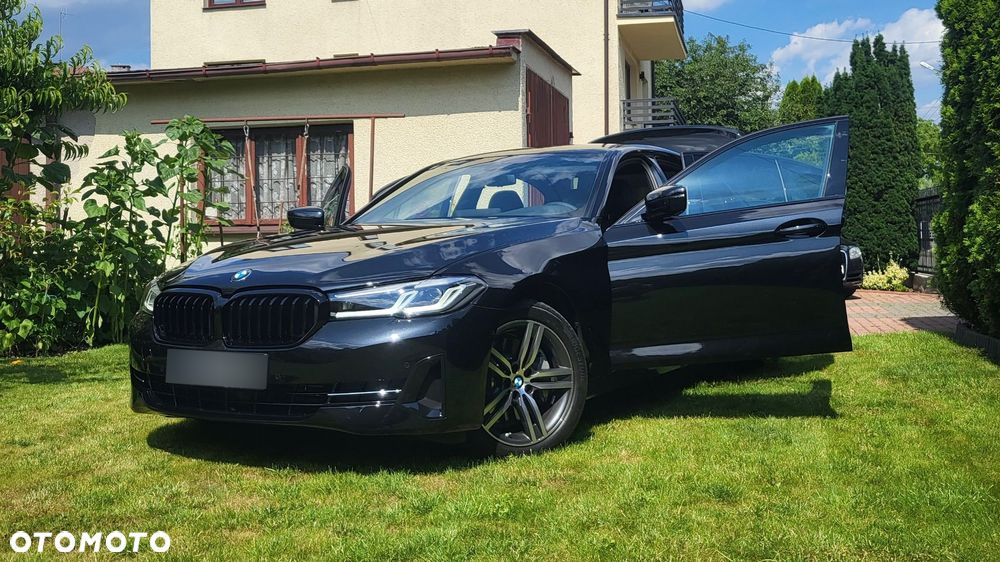 BMW Seria 5 530i xDrive mHEV Luxury Line sport - 2