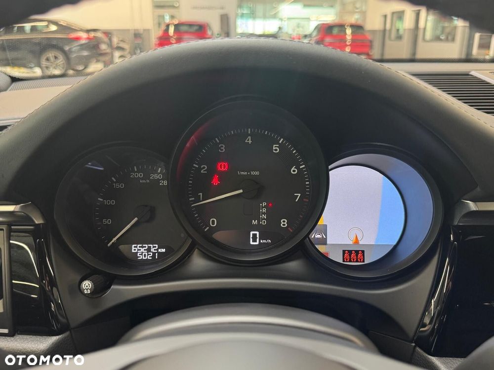 Porsche Macan Standard - 15