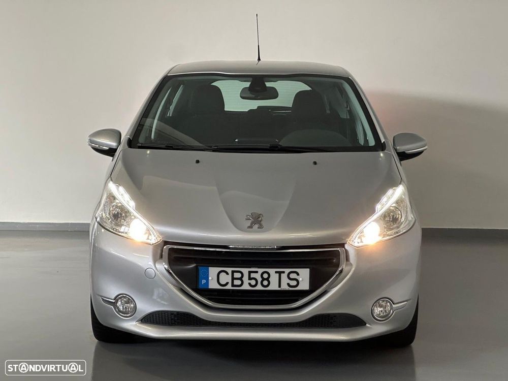 Peugeot 208 1.2 PureTech Allure - 2