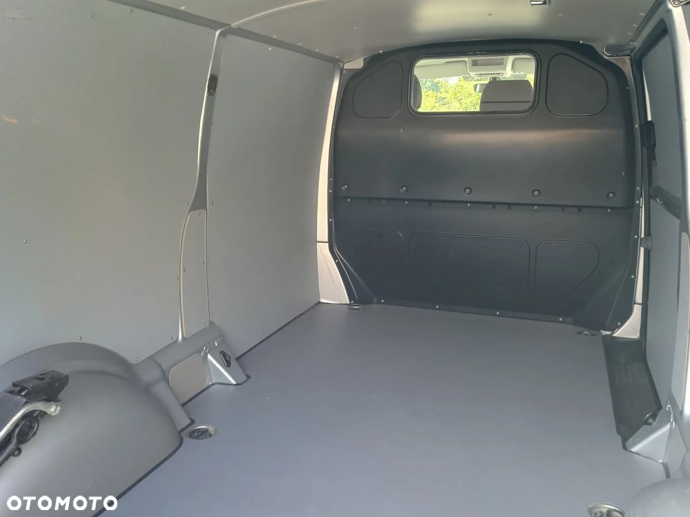 Volkswagen Transporter - 8