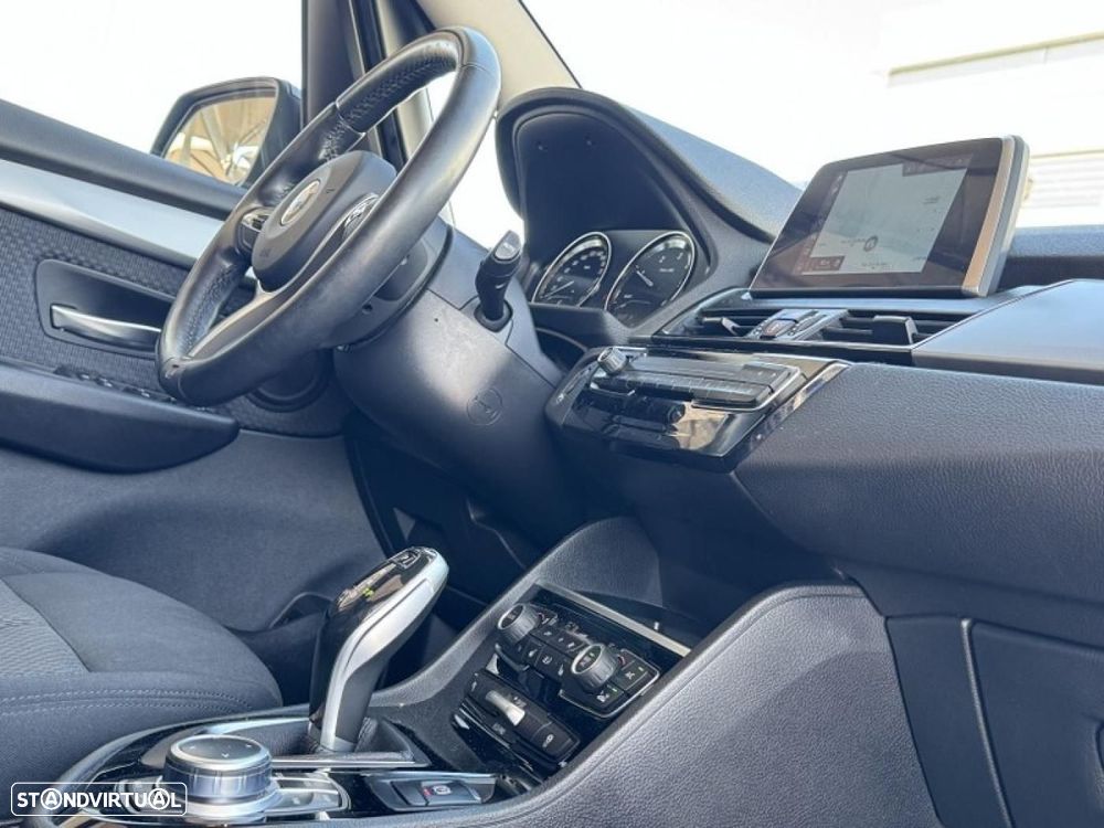 BMW 216 Gran Tourer d 7L Line Sport Auto - 26