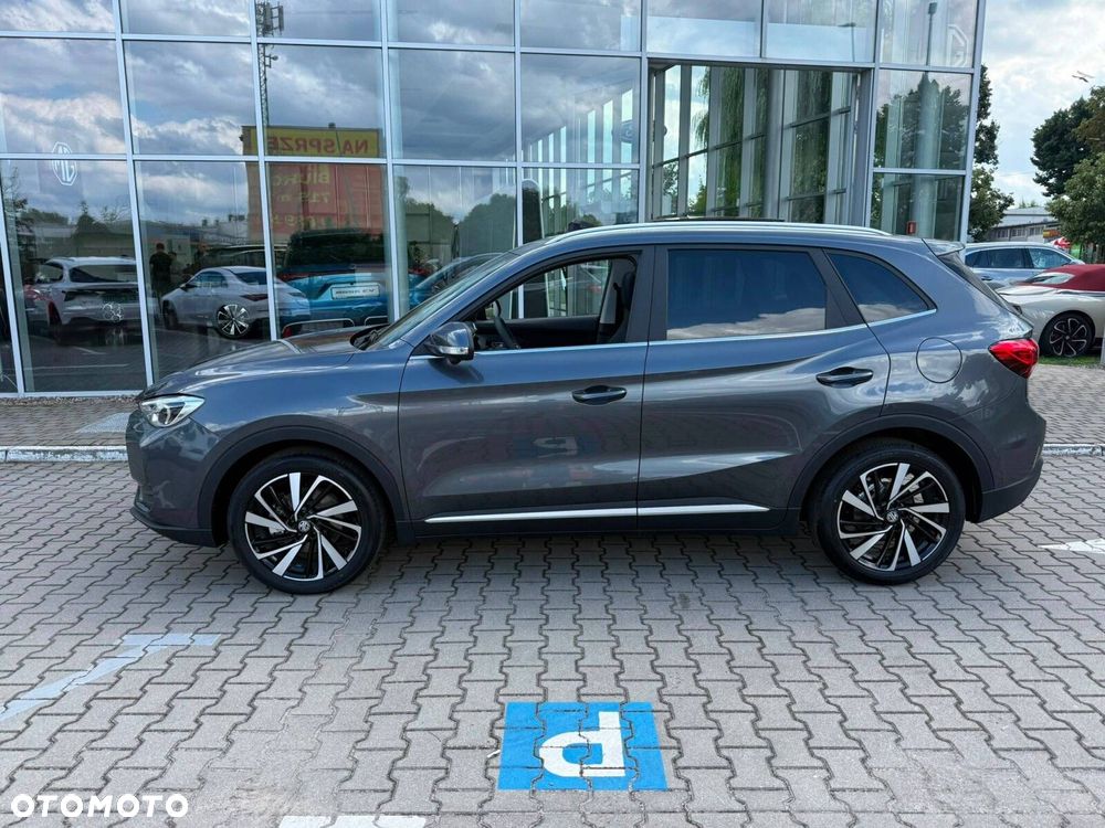 MG ZS Hybrid+ - 9
