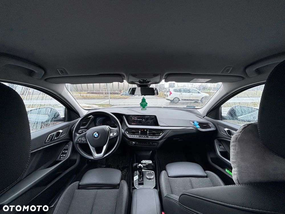 BMW Seria 1 118i Sport Line - 23