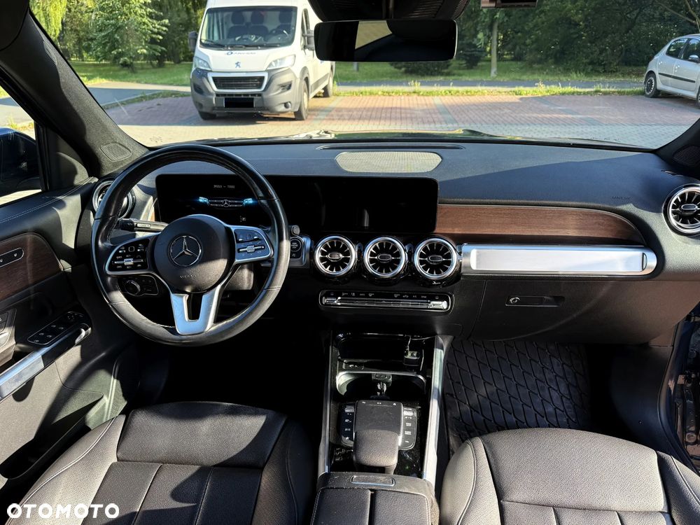 Mercedes-Benz GLB 250 4Matic 8G-DCT - 23