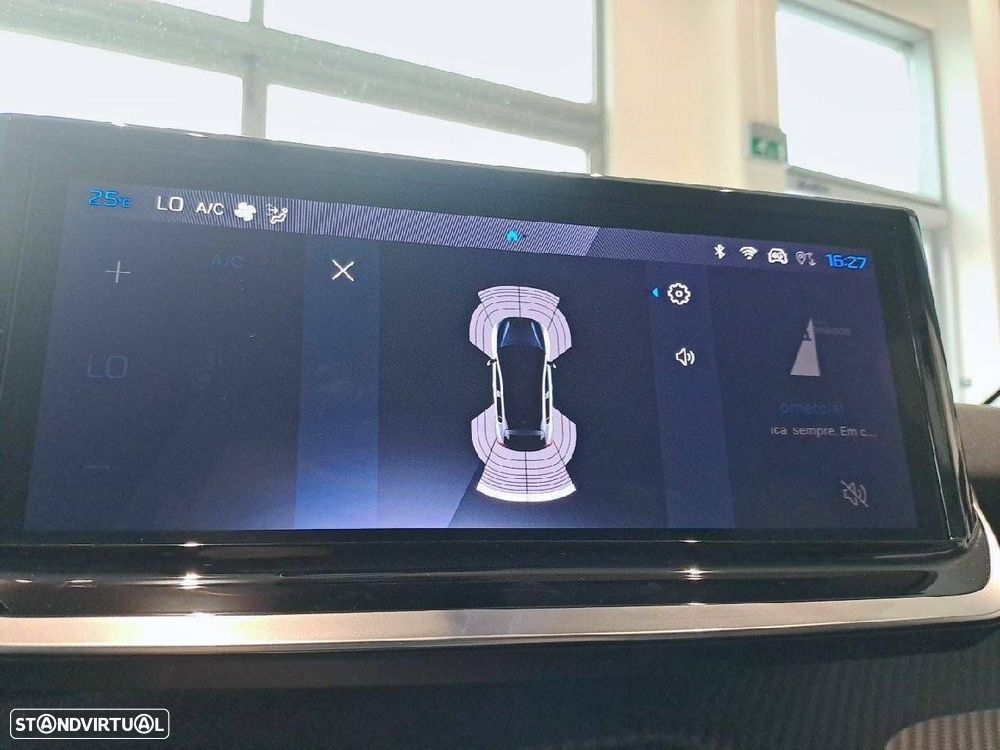 Peugeot 208 1.2 Hybrid Allure e-DCS6 - 24