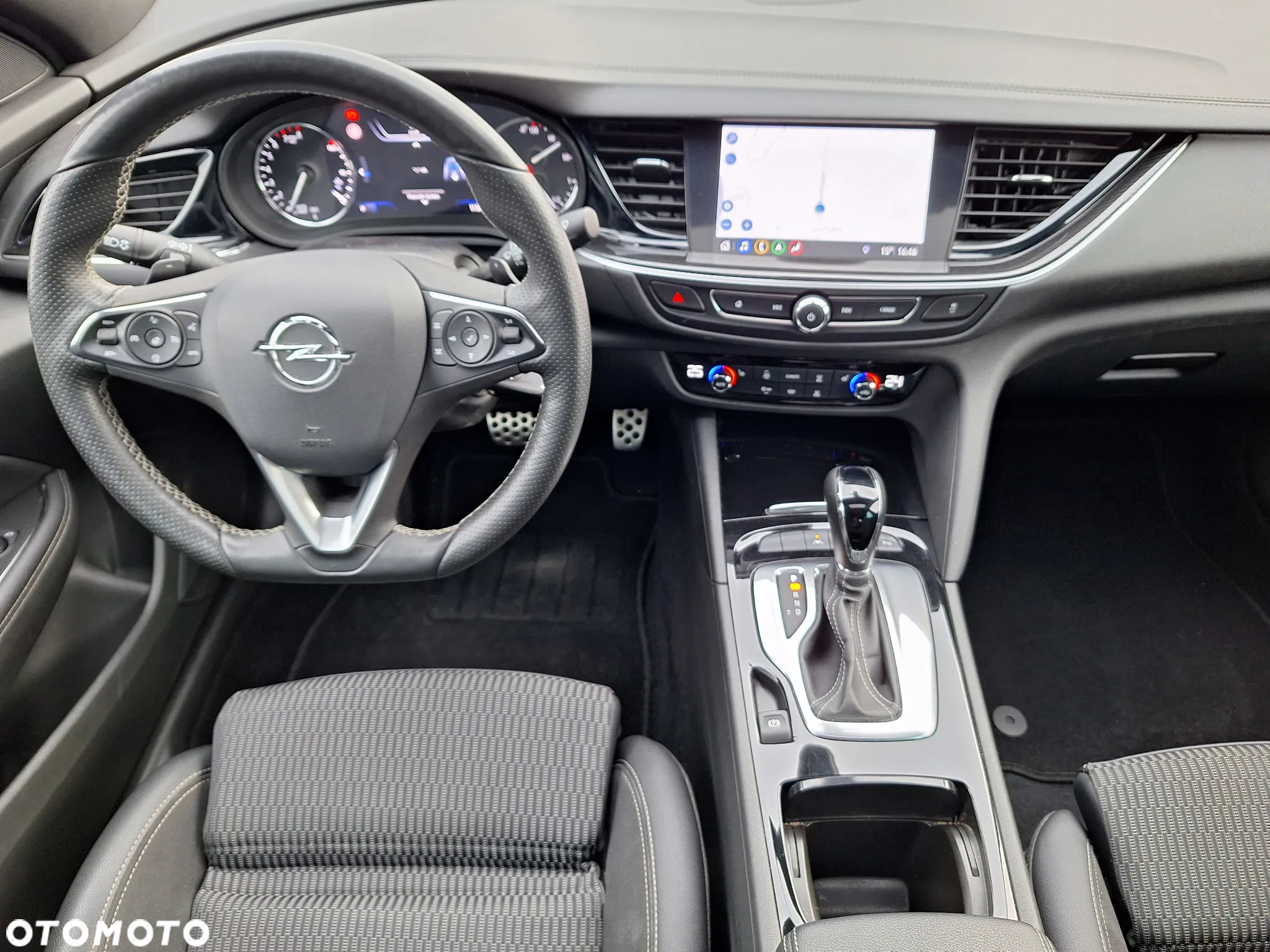 Opel Insignia - 22