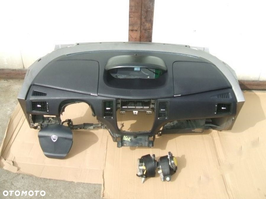 LANCIA MUSA AIRBAG DESKA ROZDZIELCZA KONSOLA - 1