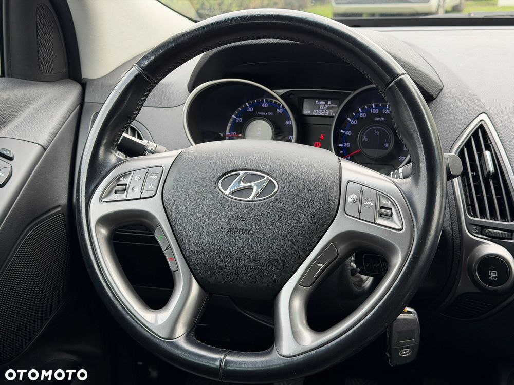 Hyundai ix35 blue 1.6 2WD Finale Gold - 20
