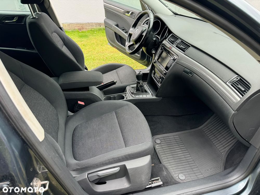 Skoda Superb 2.0 TDI Ambition - 19