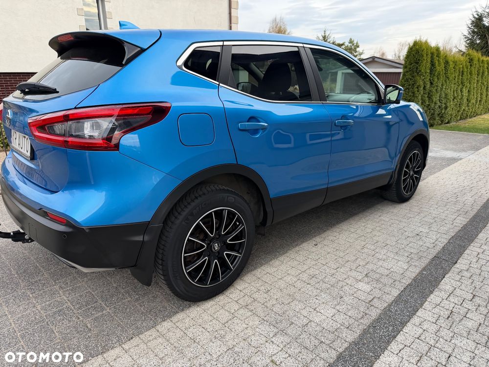 Nissan Qashqai 1.3 DIG-T N-Connecta DCT - 25