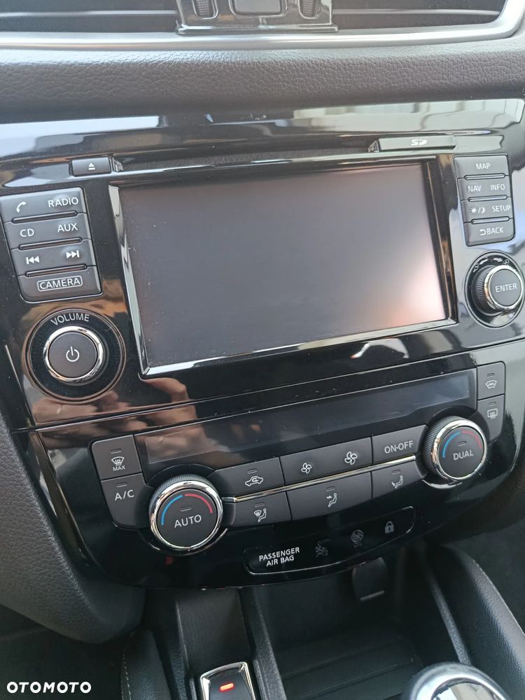Nissan Qashqai 1.2 DIG-T N-Connecta Xtronic EU6 - 10