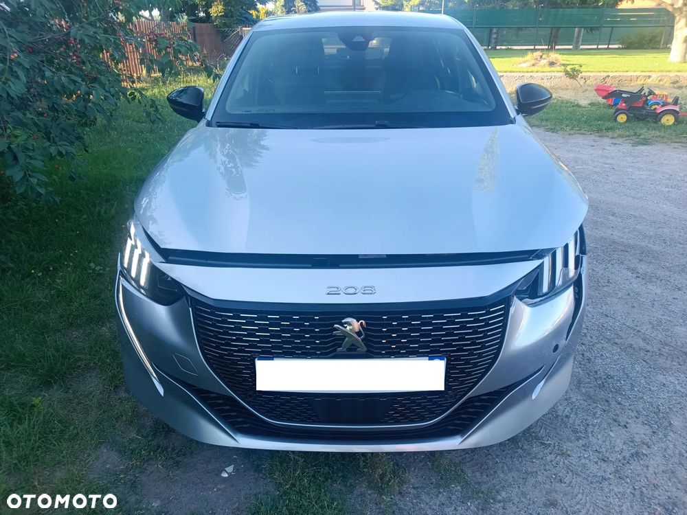Peugeot 208 - 3