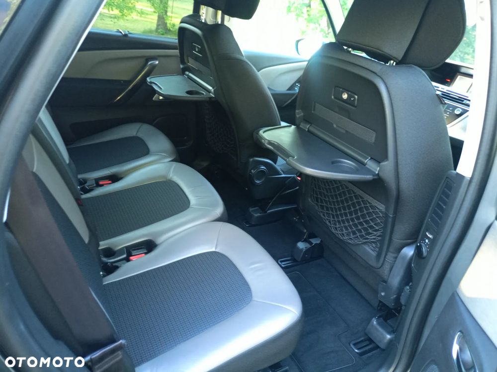 Citroën C4 Picasso BlueHDi 150 EAT6 Exclusive - 25