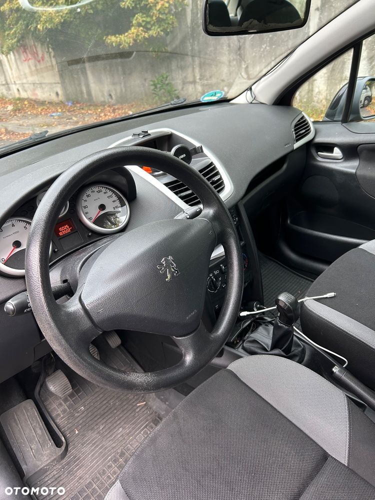 Peugeot 207 95 VTi Urban Move - 10