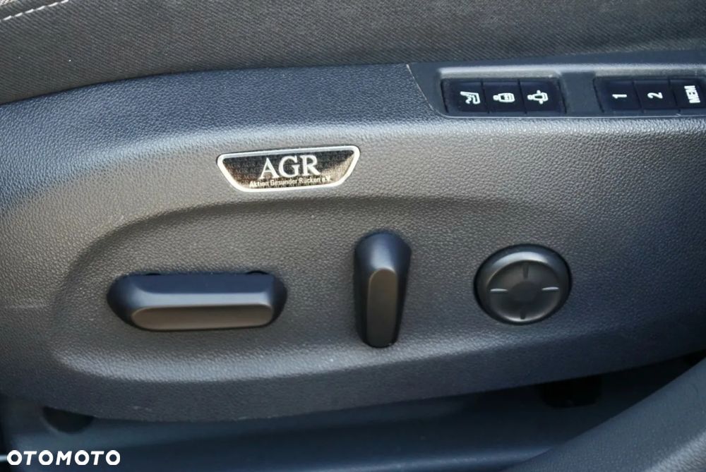 Opel Insignia 2.0 Exclusive - 24