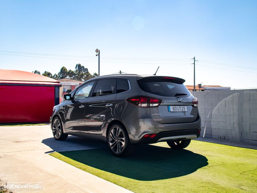 Kia Carens 1.7 CRDi ISG TX - 12