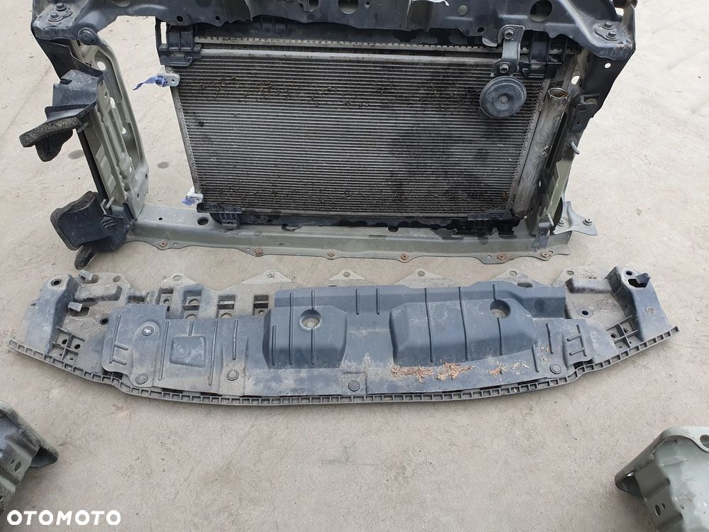 TOYOTA YARIS III LIFT PAS PRZEDNI 1.5 VVTI - 3