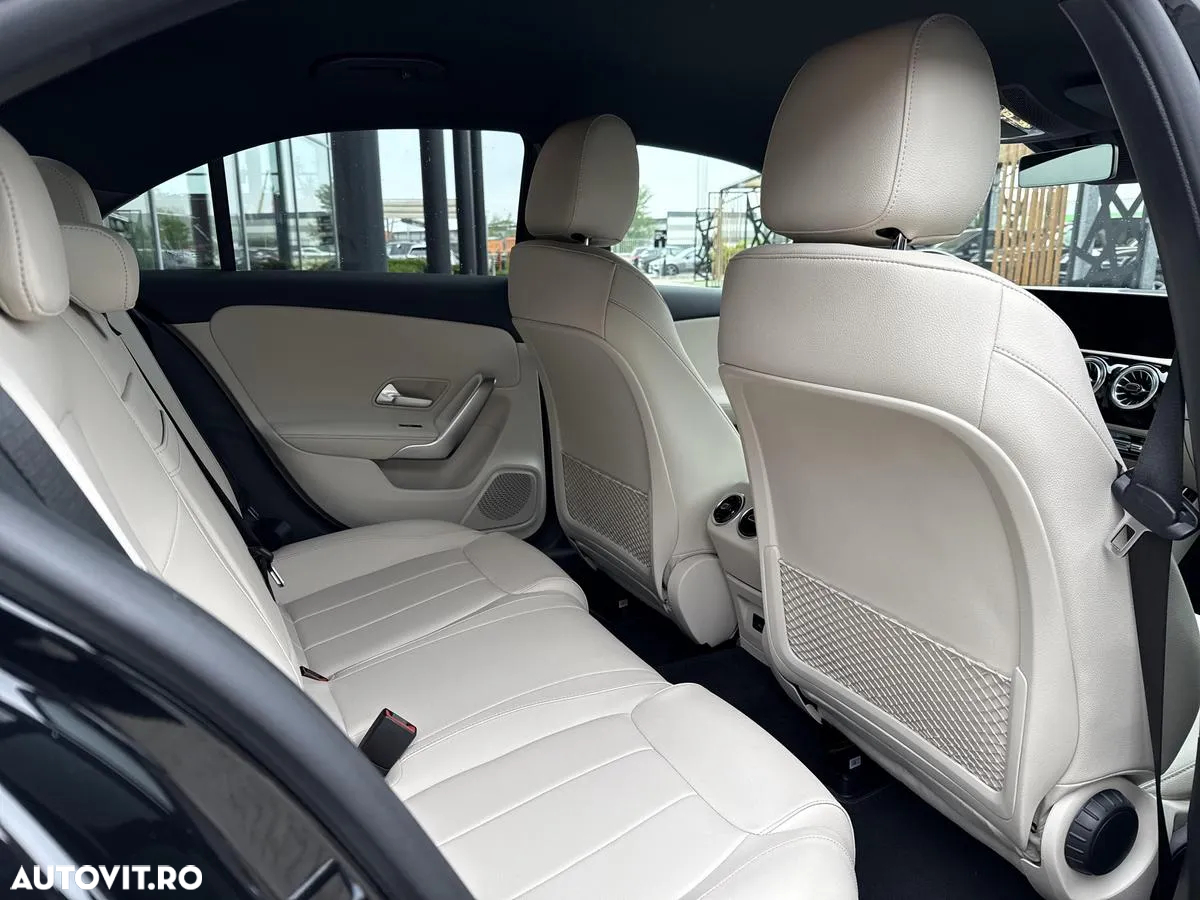 Mercedes-Benz A 200 d 8G-DCT - 16