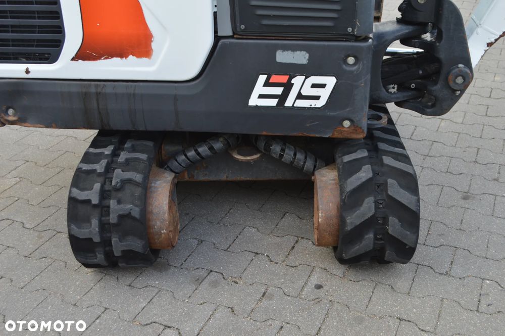 Bobcat E19 - 27